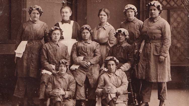 Wor Women on the Home Front